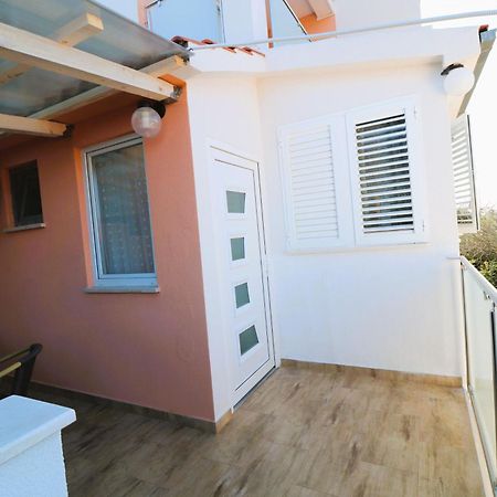 Apartmani Bilokapic Primošten Exteriér fotografie